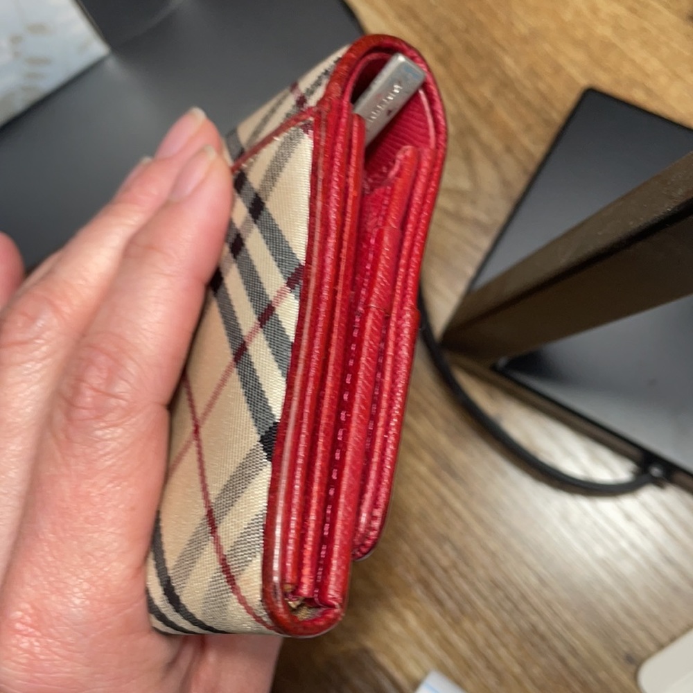 Burberry Wallet - Picture 5 of 5